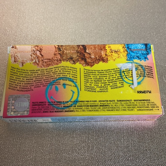 Urban Decay x Smiley Naked Mini Eyeshadow Palette in Mucho Happy - Picture 3 of 5